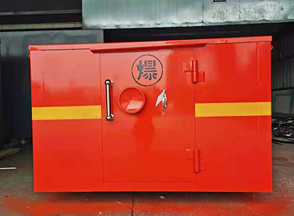 宋洛乡车载炸药箱